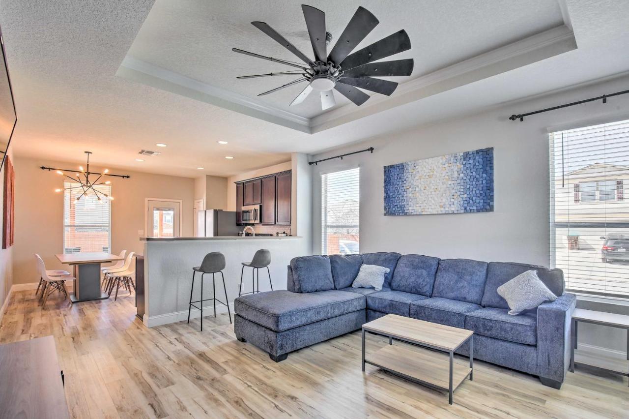 San Antonio Home With Patio And Grill Near Seaworld! Buitenkant foto