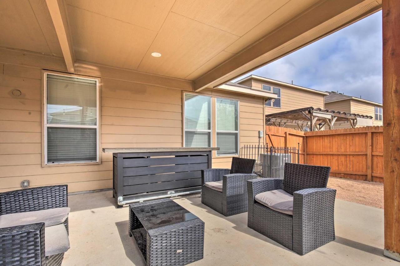 San Antonio Home With Patio And Grill Near Seaworld! Buitenkant foto